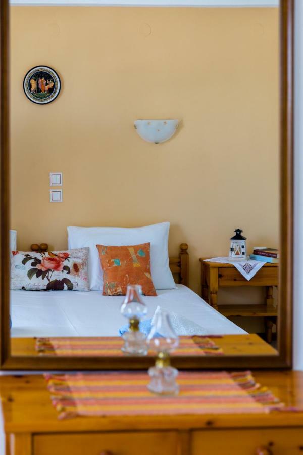 Antonios Stegna Apartment